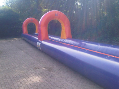 Luchtkussen Buikschuifbaan met zwembad